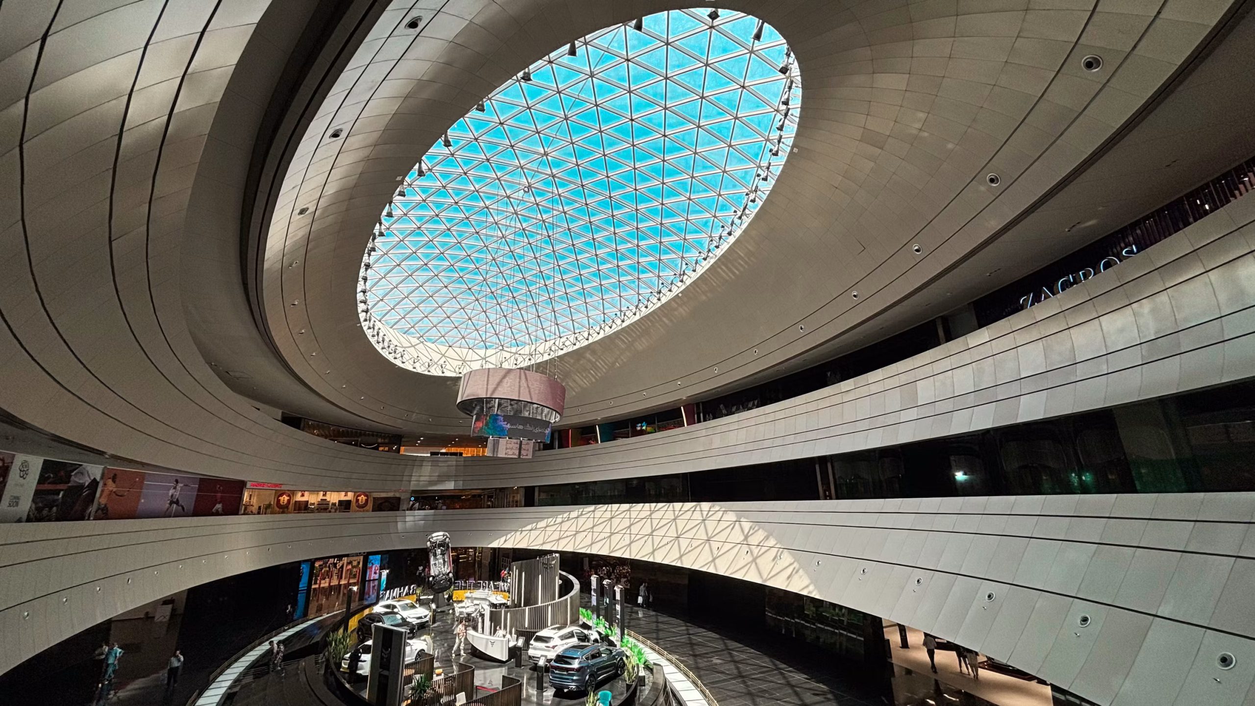 The Role of Steel in the Emergence of Modern Cities